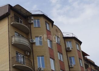 Продажа двухкомнатной квартиры, 72.9 м2, Астраханская область, улица Латышева, 7В