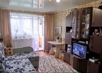 Продам 2-ком. квартиру, 43 м2, Ленинградская область, улица Ломоносова