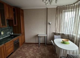 Сдаю в аренду 3-ком. квартиру, 90 м2, Москва, улица Полины Осипенко, 22к3, улица Полины Осипенко