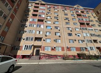 Продается 1-комнатная квартира, 38 м2, Элиста, 10-й микрорайон, 15к5, 10-й микрорайон