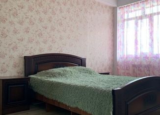 Сдам 2-ком. квартиру, 55 м2, Сочи, Изумрудная улица, 42, микрорайон Энергетик-Изумруд