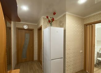 Трехкомнатная квартира на продажу, 59 м2, Кумертау, Окружная улица, 16