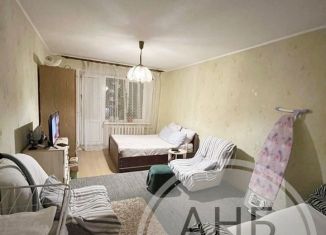 Продам 1-ком. квартиру, 48 м2, Ростовская область, Речная улица, 111