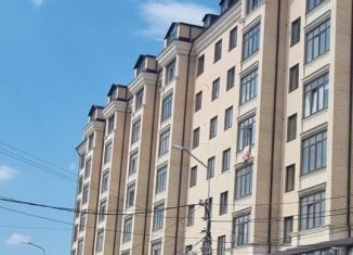 Сдается 1-ком. квартира, 38.5 м2, Владикавказ, улица Курсантов-Кировцев, 4А, 19-й микрорайон