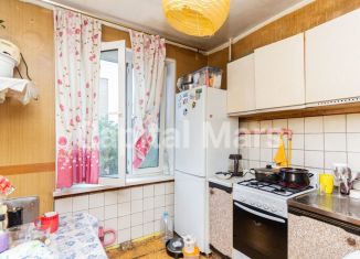 Сдается 3-комнатная квартира, 55 м2, Москва, Октябрьская улица, 89, Октябрьская улица