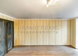 Продаю 4-комнатную квартиру, 81 м2, Липецк, улица М.И. Неделина, 15