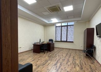 Продается офис, 750 м2, Махачкала, улица Генерала Омарова, Советский район