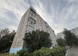 Продаю 3-ком. квартиру, 58 м2, Воскресенск, улица Зелинского, 3А