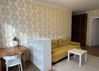 Продам трехкомнатную квартиру, 59 м2, Москва, Профсоюзная улица, 140к3, район Тёплый Стан