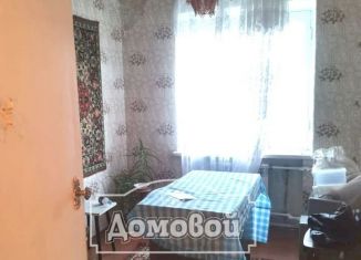 Продам 4-ком. квартиру, 63 м2, Козельск, Юбилейная улица, 33