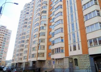 Продается 1-комнатная квартира, 38 м2, Москва, Клинская улица, 18к2