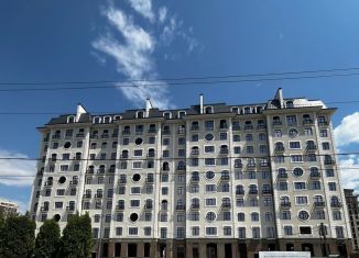 Продается 2-комнатная квартира, 73 м2, Нальчик, проспект Ленина, 1