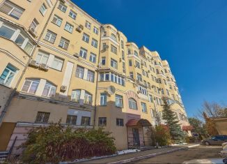 Продам 4-комнатную квартиру, 185 м2, Челябинск, улица Маркса, 73