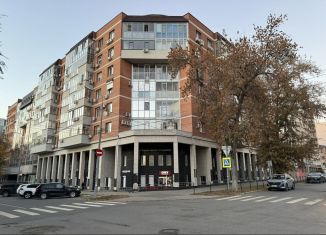 Сдается 1-ком. квартира, 60 м2, Самара, улица Чкалова, 72, метро Московская