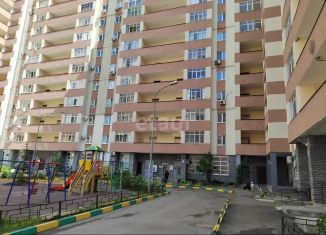 Продажа 1-ком. квартиры, 38.9 м2, Казань, улица Адоратского, 1А