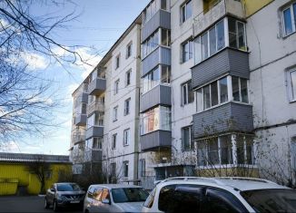 Продам 3-комнатную квартиру, 62 м2, Улан-Удэ, проспект Строителей, 8