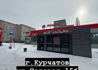 Сдаю в аренду торговую площадь, 16 м2, Курчатов, Садовая улица, 15