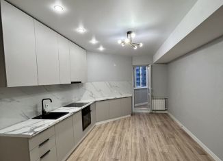 Продается 3-ком. квартира, 117 м2, Ставропольский край, улица Доваторцев, 86/2