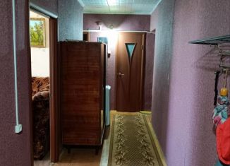 Продается трехкомнатная квартира, 64 м2, село Чекмагуш, Тракторная улица, 23А