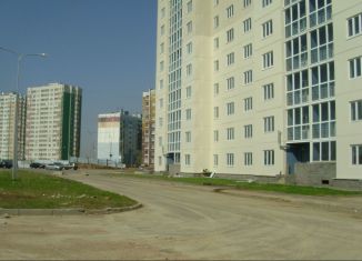 Трехкомнатная квартира в аренду, 78 м2, Нижний Новгород, улица Богдановича, метро Горьковская