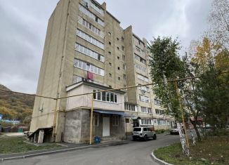 3-комнатная квартира на продажу, 100 м2, Карачаевск, улица Ленина, 56/5