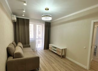 Продам 2-ком. квартиру, 57 м2, Горячий Ключ, Объездная улица, 18к2