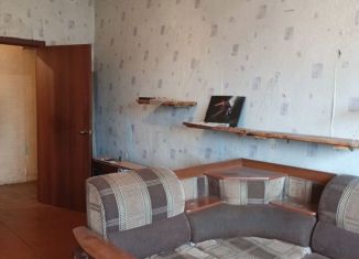 Сдам 3-ком. квартиру, 80 м2, Хакасия, Советская улица, 57