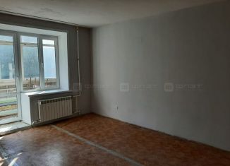 Продам 3-ком. квартиру, 60 м2, Казань, улица Юлиуса Фучика, 14Б