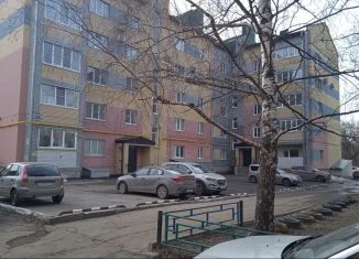 Сдаю в аренду 2-комнатную квартиру, 74 м2, Арзамас, Парковая улица, 3А