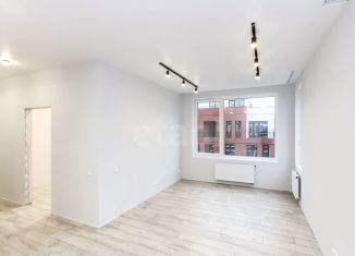 Продается трехкомнатная квартира, 82.4 м2, Тюмень, улица Газовиков, 36