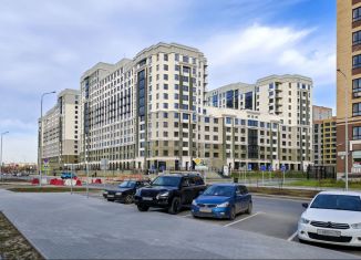 Продам 2-комнатную квартиру, 75.8 м2, Тюмень, улица Евгения Войнова, 7