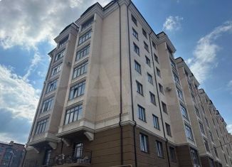 Продажа трехкомнатной квартиры, 95 м2, Владикавказ, улица Курсантов-Кировцев, 4А, 19-й микрорайон