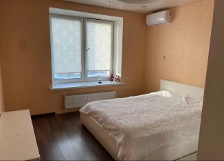 Сдам 1-ком. квартиру, 34 м2, Казань, ЖК Весна, улица Азата Аббасова, 3