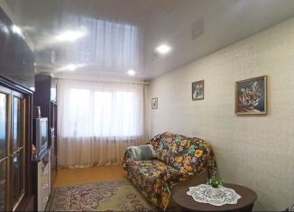 Продается 3-ком. квартира, 57 м2, Первоуральск, улица Трубников, 64