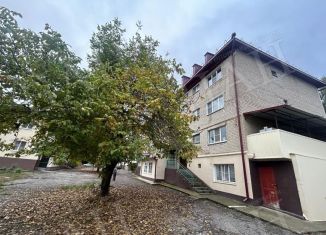 Продам 2-ком. квартиру, 60 м2, Ставропольский край, Московская улица, 104