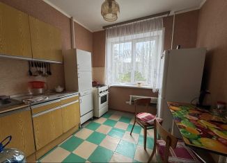 Продам двухкомнатную квартиру, 51 м2, Старый Оскол, микрорайон Юность, 2