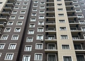 Продажа 1-ком. квартиры, 53 м2, Дагестан, улица Лаптиева, 43А