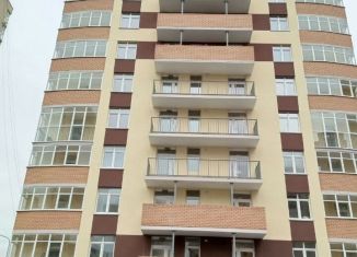 Продаю 1-ком. квартиру, 45 м2, Пермский край, улица Карпинского, 112