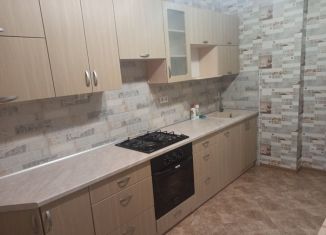 Сдается 2-ком. квартира, 60 м2, Севастополь, улица Горпищенко, 145к1