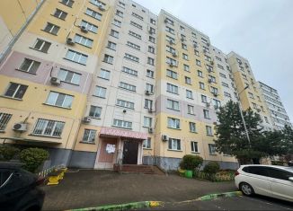 Трехкомнатная квартира на продажу, 69.5 м2, Хабаровский край, улица Рабочий Городок, 14