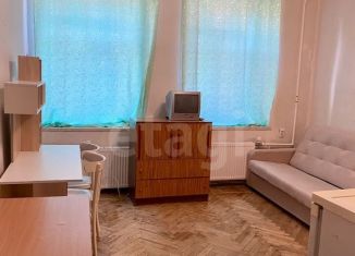 Продаю комнату, 15.5 м2, Санкт-Петербург, 11-я линия Васильевского острова, 58