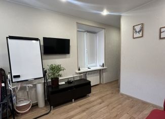 Продается 1-комнатная квартира, 31.7 м2, Лениногорск, проспект Ленина