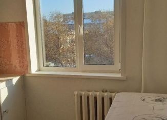 2-ком. квартира в аренду, 44 м2, Абакан, Хакасская улица, 80