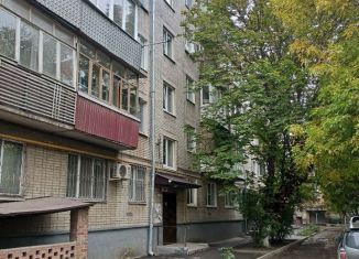 Сдается в аренду 2-ком. квартира, 42 м2, Ростовская область, Театральная улица, 34