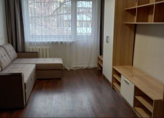 Сдаю 1-ком. квартиру, 30 м2, Новосибирск, улица Петухова, 108, метро Площадь Маркса