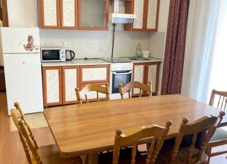 Сдается 3-комнатная квартира, 130 м2, Анапа, Крымская улица, 86