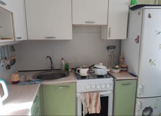 Продаю однокомнатную квартиру, 30.5 м2, Глазов, Сибирская улица, 18