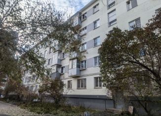 Продам 2-комнатную квартиру, 42.4 м2, Челябинск, улица Калинина, 34, Калининский район