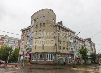 Продается 2-ком. квартира, 67 м2, Уфа, улица Пушкина, Кировский район