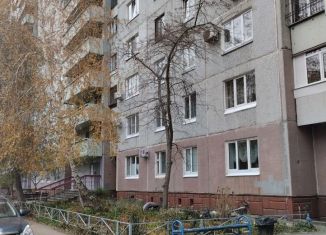 Аренда 3-ком. квартиры, 60 м2, Омск, улица 70 лет Октября, Кировский округ